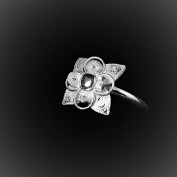 Bague Clove en filigrane d'argent Bague Clove en filigrane d'argent
