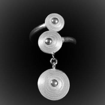 Bague Nefertiti en filigrane d'argent Bague Nefertiti en filigrane d'argent