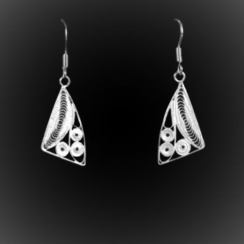 Boucles d'oreilles Wishbone en broderie d'argent Boucles d'oreilles Wishbone en broderie d'argent
