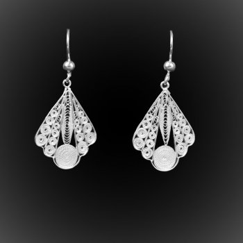 Boucles d'oreilles Ailées en broderie d'argent Boucles d'oreilles Ailées en broderie d'argent