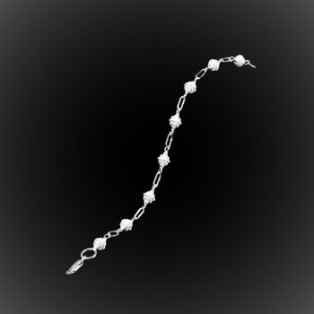 Bracelet Chic Attitude en broderie d'argent Bracelet Chic Attitude en broderie d'argent