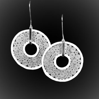 Boucles d'oreilles Saturnus en broderie d'argent Boucles d'oreilles Saturnus en broderie d'argent