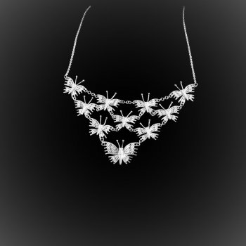 Collier Great Butterfly en broderie d'argent Collier Great Butterfly en broderie d'argent