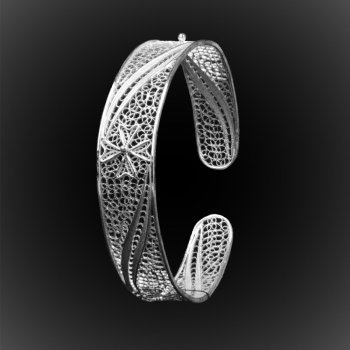 Bracelet de Saint-Jean en broderie d'argent Bracelet de Saint-Jean en broderie d'argent