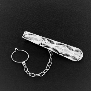 Pince à cravate Arrondie en broderie d'argent Pince à cravate Arrondie en broderie d'argent