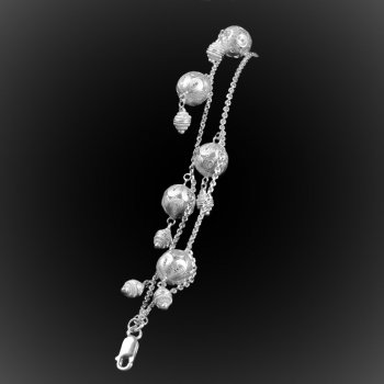Bracelet Shamballa en broderie d'argent Bracelet Shamballa en broderie d'argent
