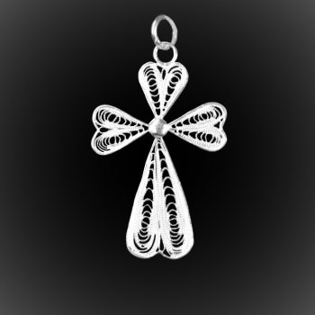 Pendentif Filigree Cross en broderie d'argent Pendentif Filigree Cross en broderie d'argent