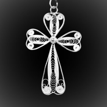 Pendentif Mother Cross en broderie d'argent Pendentif Mother Cross en broderie d'argent