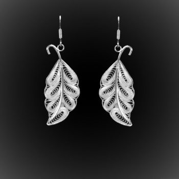 Boucles d'oreilles Leaves en broderie d'argent Boucles d'oreilles Leaves en broderie d'argent