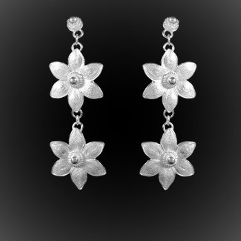 Boucles d'oreilles Lotus doubles en argent brodé Boucles d'oreilles Lotus doubles en argent brodé