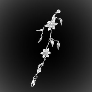 Bracelet Pétale d'amour en broderie d'argent Bracelet Pétale d'amour en broderie d'argent