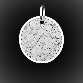 Pendentif La pleine lune en broderie d'argent Pendentif La pleine lune en broderie d'argent